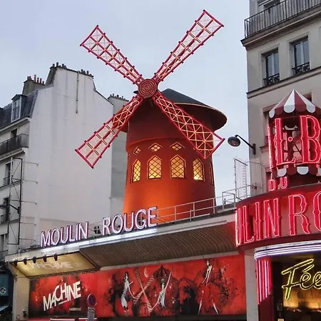 A Montmartre - Abbesses * Париж